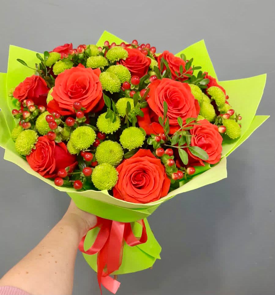 Букет цветов из: Хризантемы и Розы в Байкалово