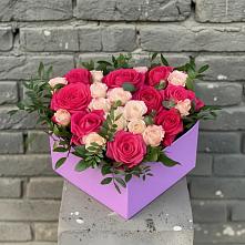 Цветочная композиция из Розы в коробке в Байкалово