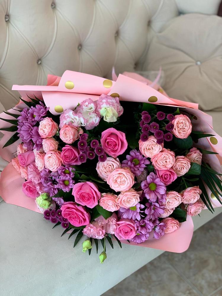 Букет цветов из: Хризантемы, Розы и Лизиантусы в Байкалово