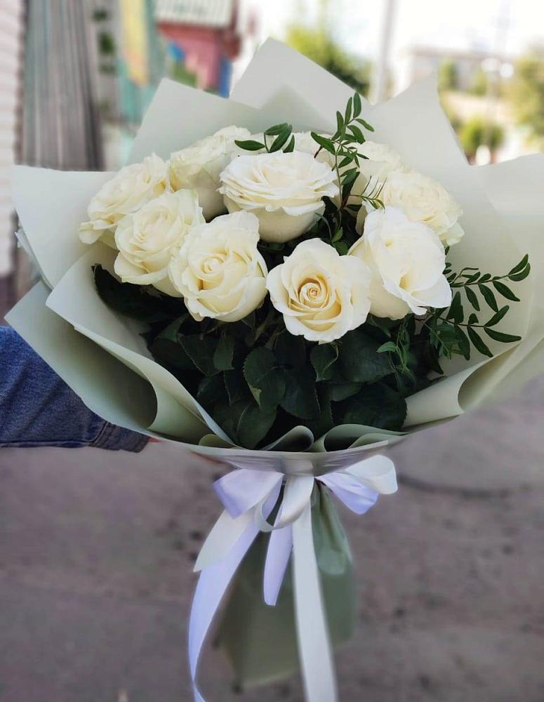 Букет Белые розы Проуд в Байкалово