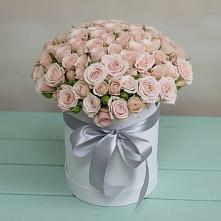 Цветочная композиция из Розы в шляпной коробке в Байкалово