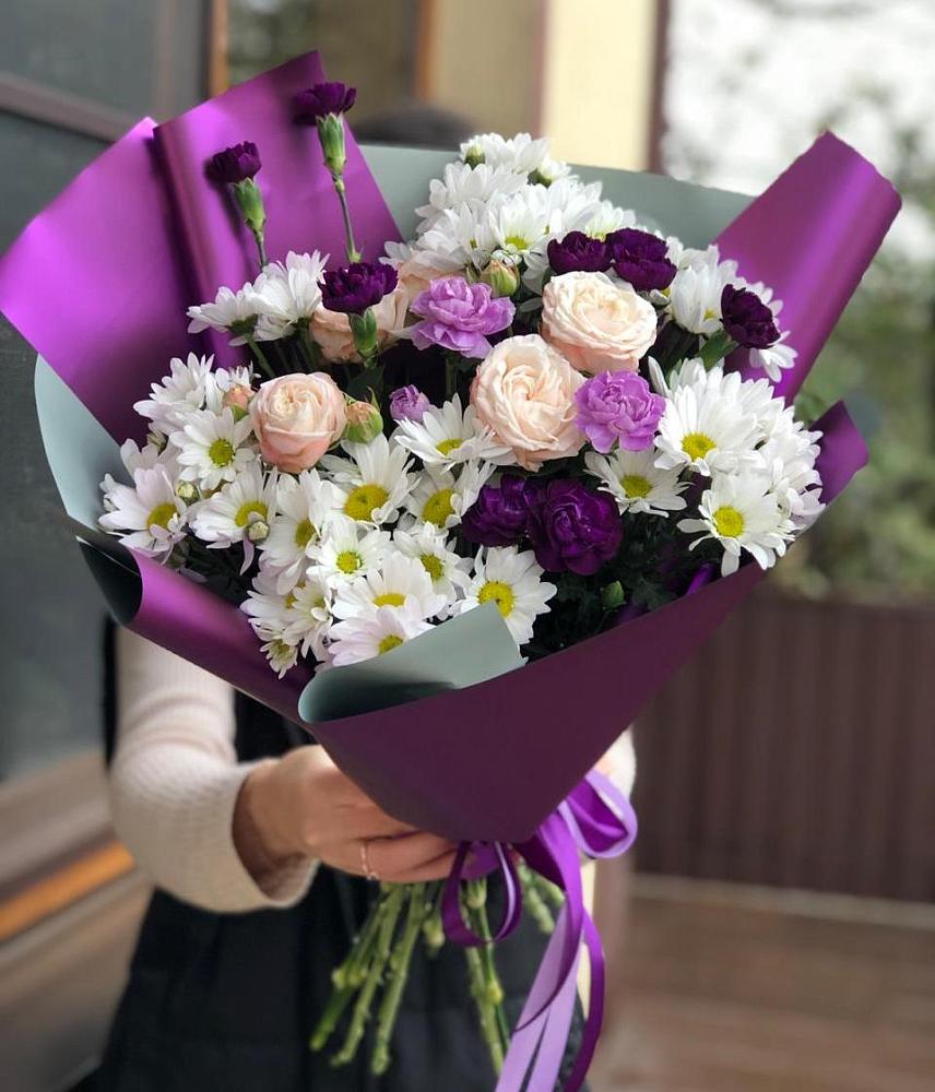 Букет цветов из: Хризантемы, Гвоздики и Розы в Байкалово