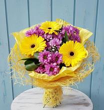 Букет цветов из:  Хризантемы и Герберы в Байкалово
