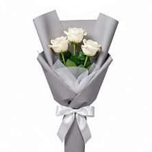 Букет 3 белые розы в Байкалово