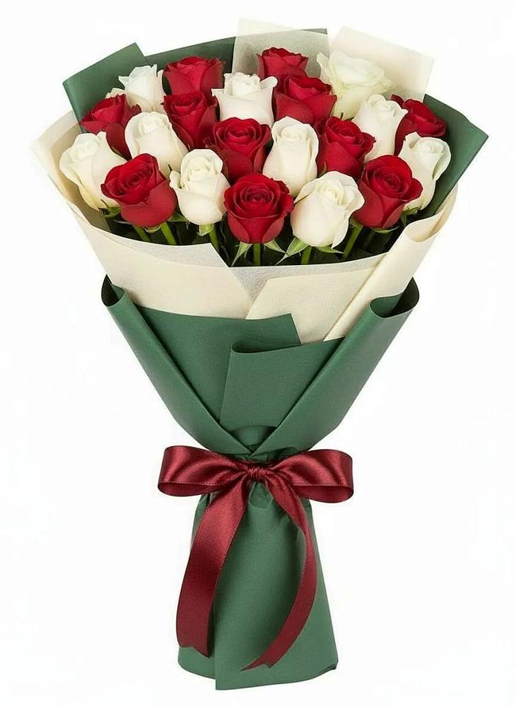 Букет Микс из красных и белых роз в Байкалово