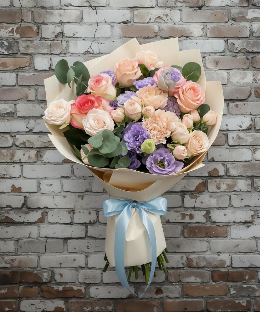 Букет цветов из: Розы, Лизиантусы и Гвоздики в Байкалово