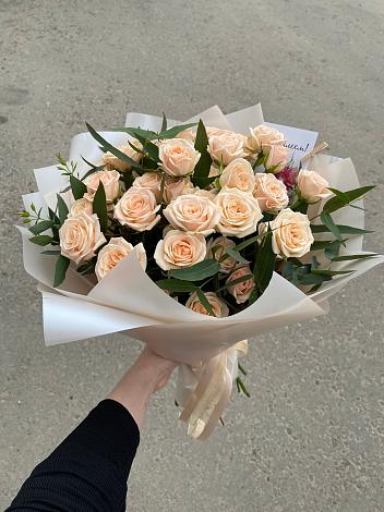 Букет Кремовые розы Латте в Байкалово