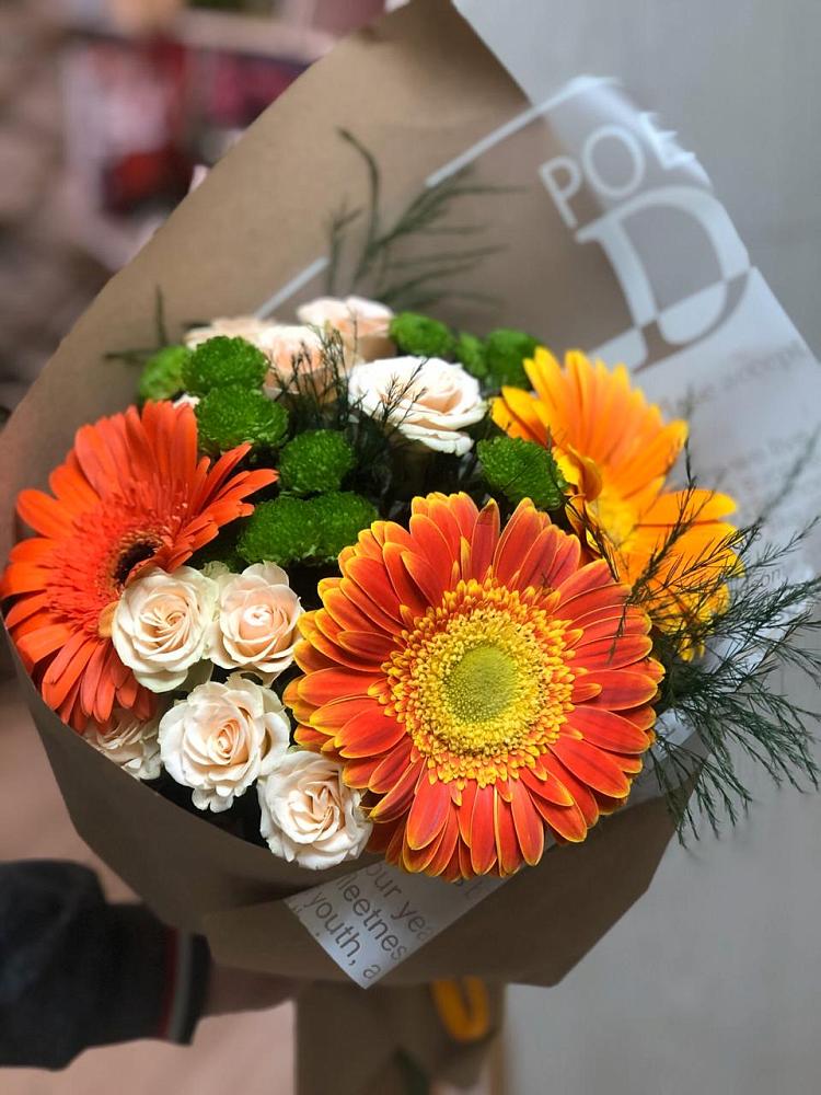 Букет цветов из: Герберы, Хризантемы и Розы в Байкалово
