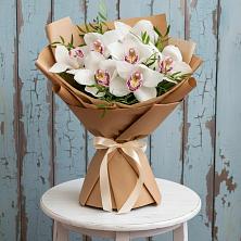 Букет цветов из:  Орхидеи и Розы в Байкалово